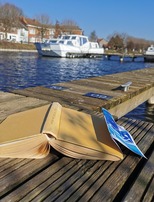 Lecture en musique au Port fluvial