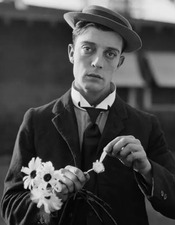 Cine-concert_Buster Keaton_Site_Minier_Arenberg_1erfev26.jpg